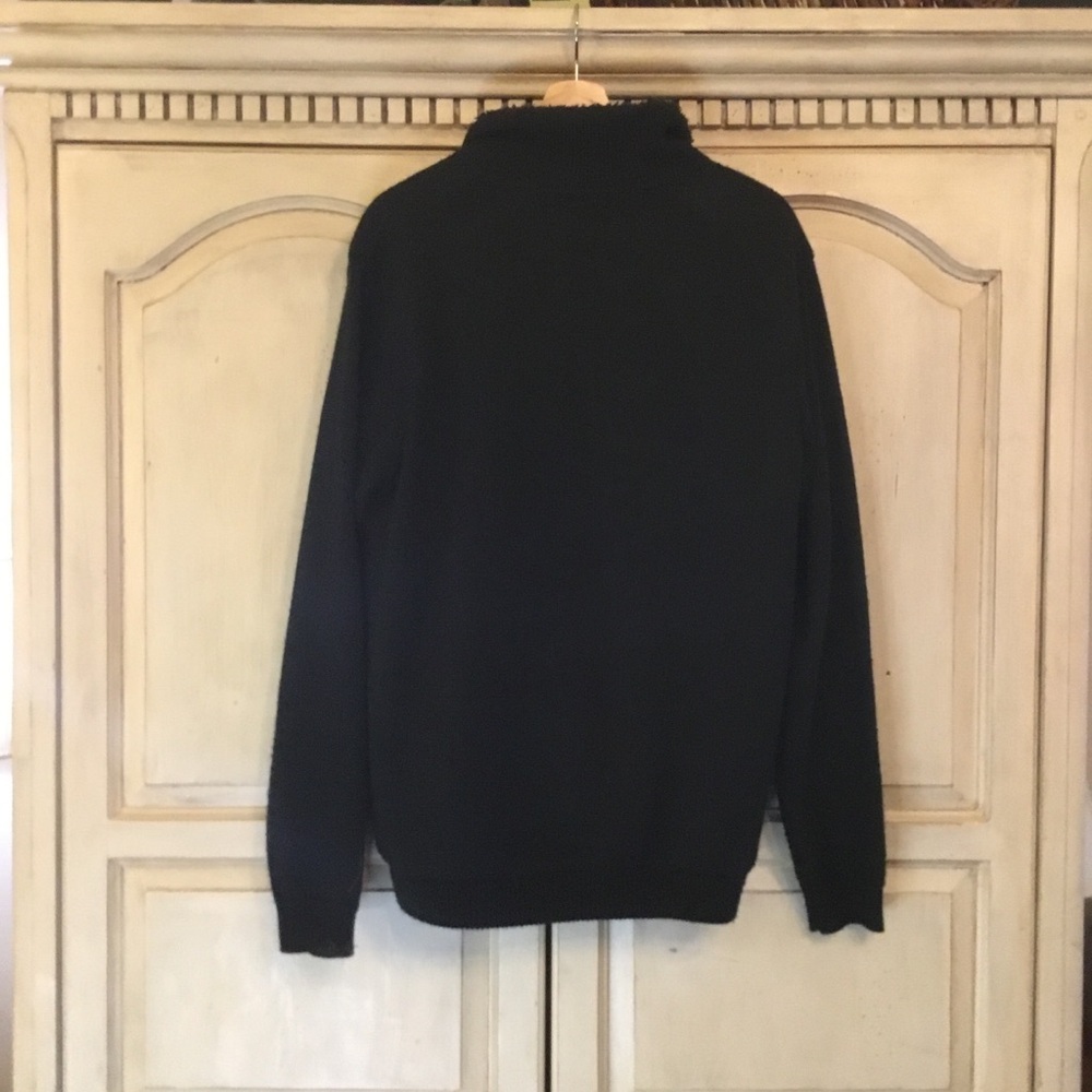 Claiborne Men's Black Sweater Size L